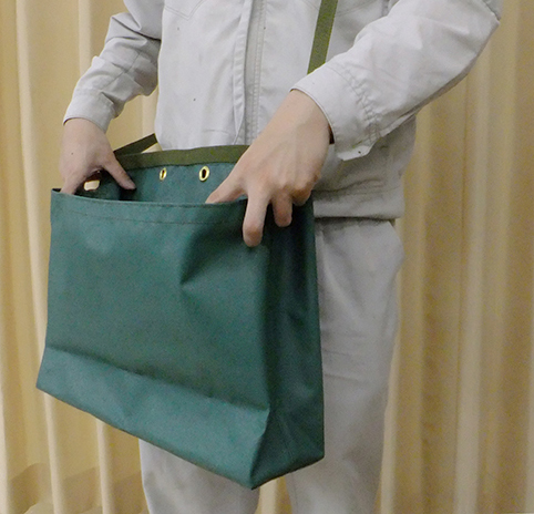 付属品の前掛け袋1