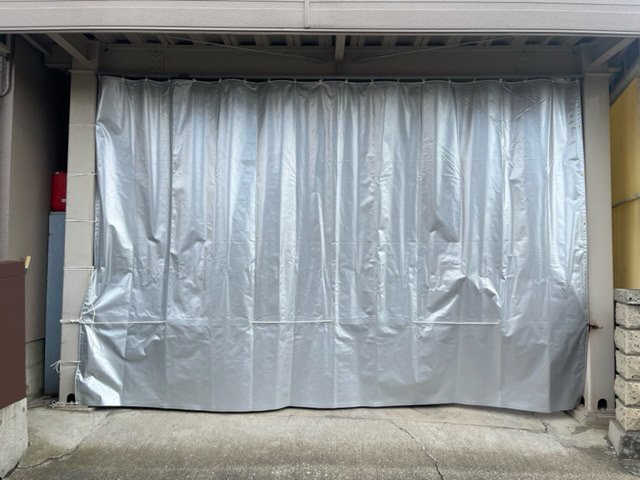 作業場の入口用カーテン