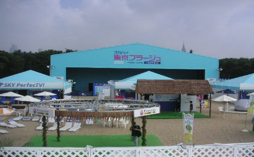 仮設ステージ
